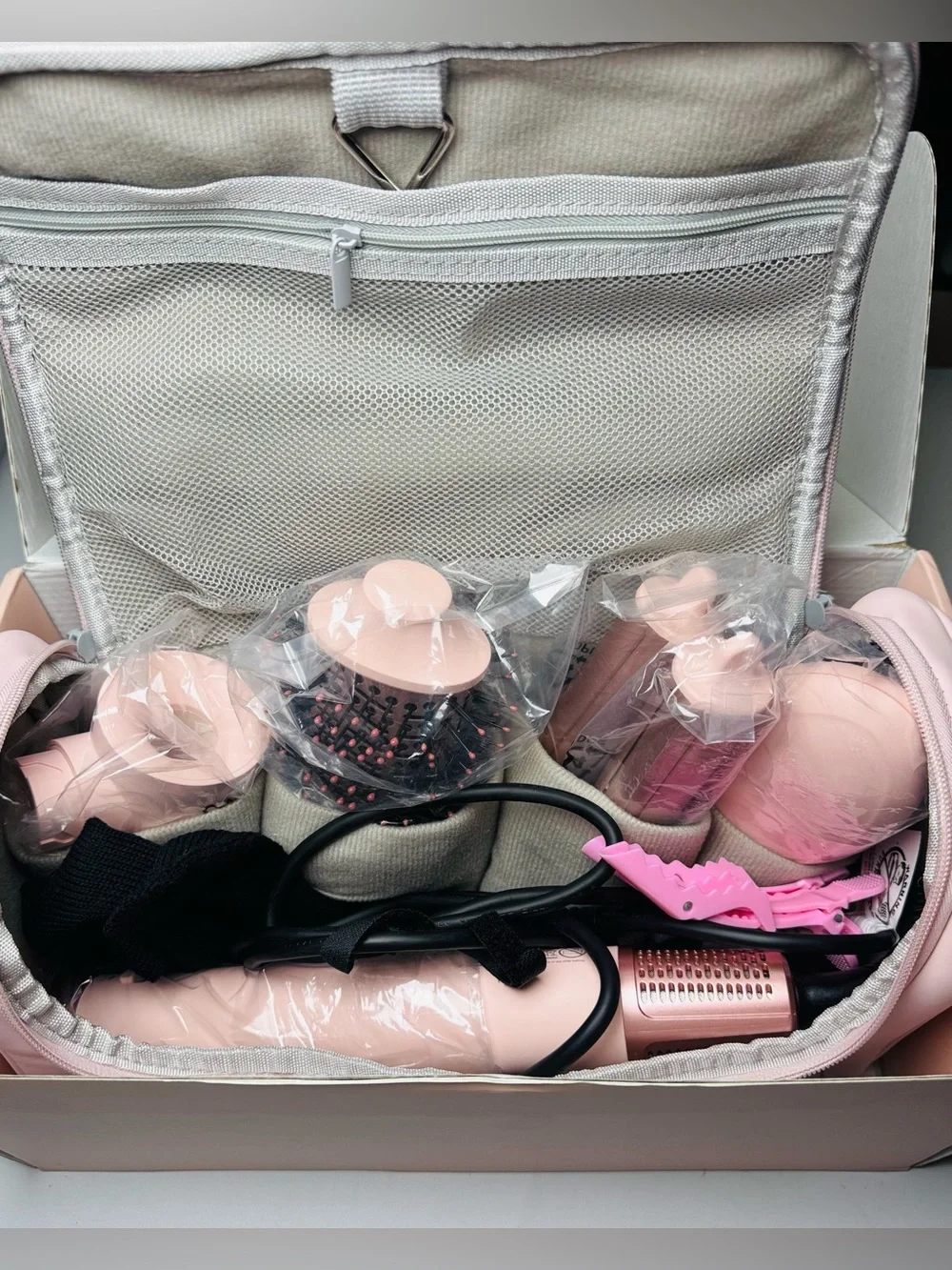 MESCOMB 5-in-1 Hair Styling System in pink